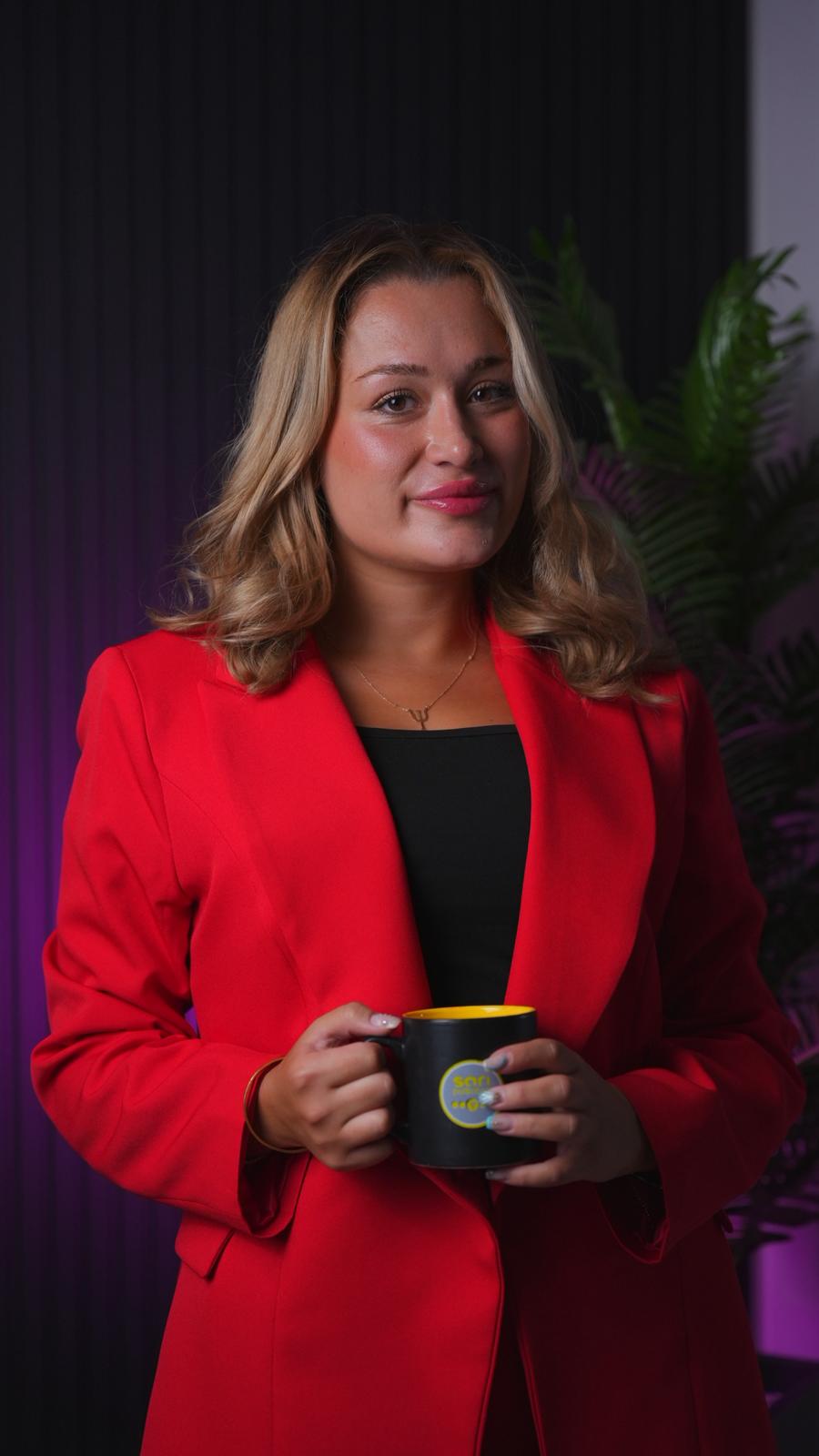 Psikolog Elif Özkan