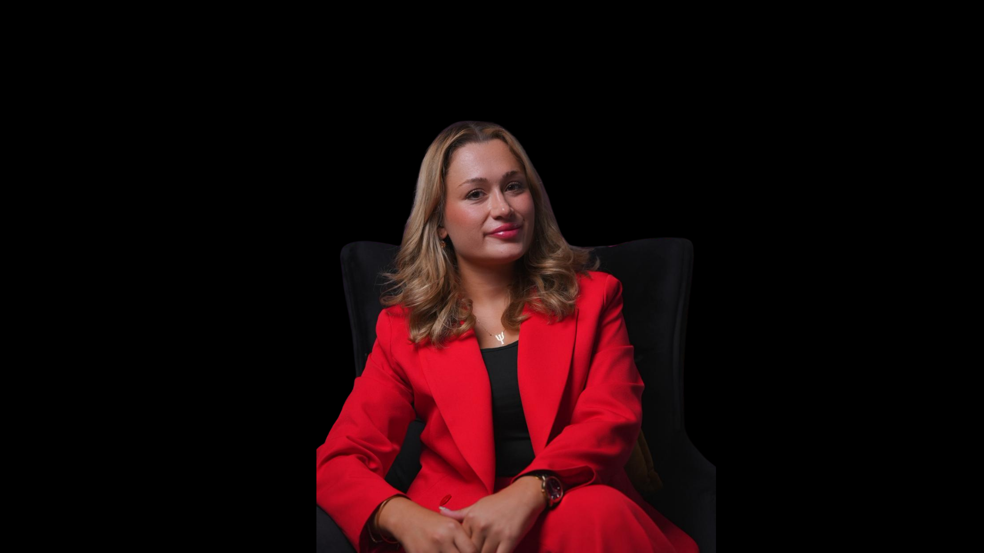 Psikolog Elif Özkan - Profesyonel Fotoğraf